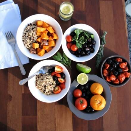 CATEGORY 3: Diet-Specific Meal Plans (10 Titles)